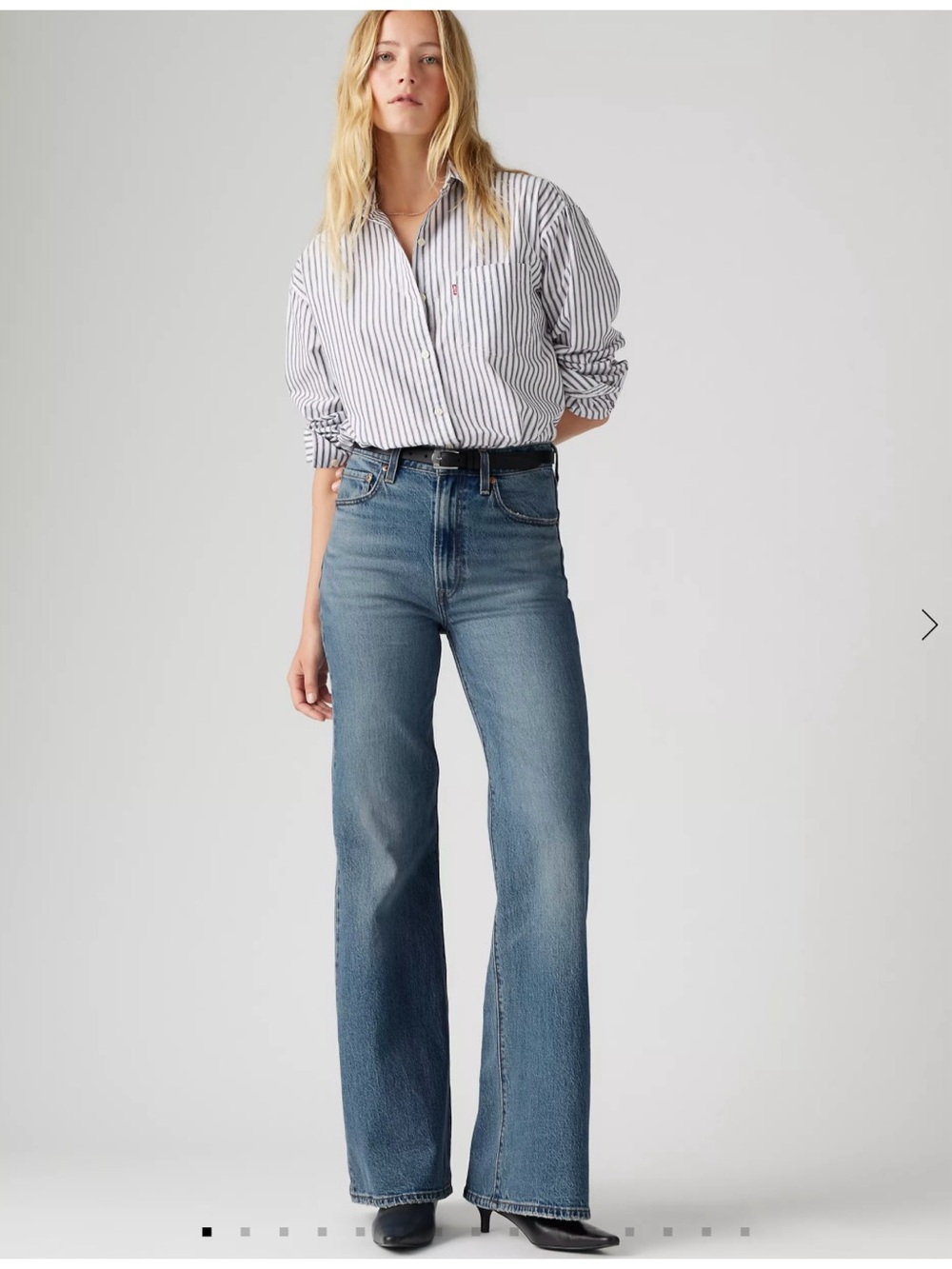 Levi's High-Rise Wide-Leg Jeans in Medium Blue Wash